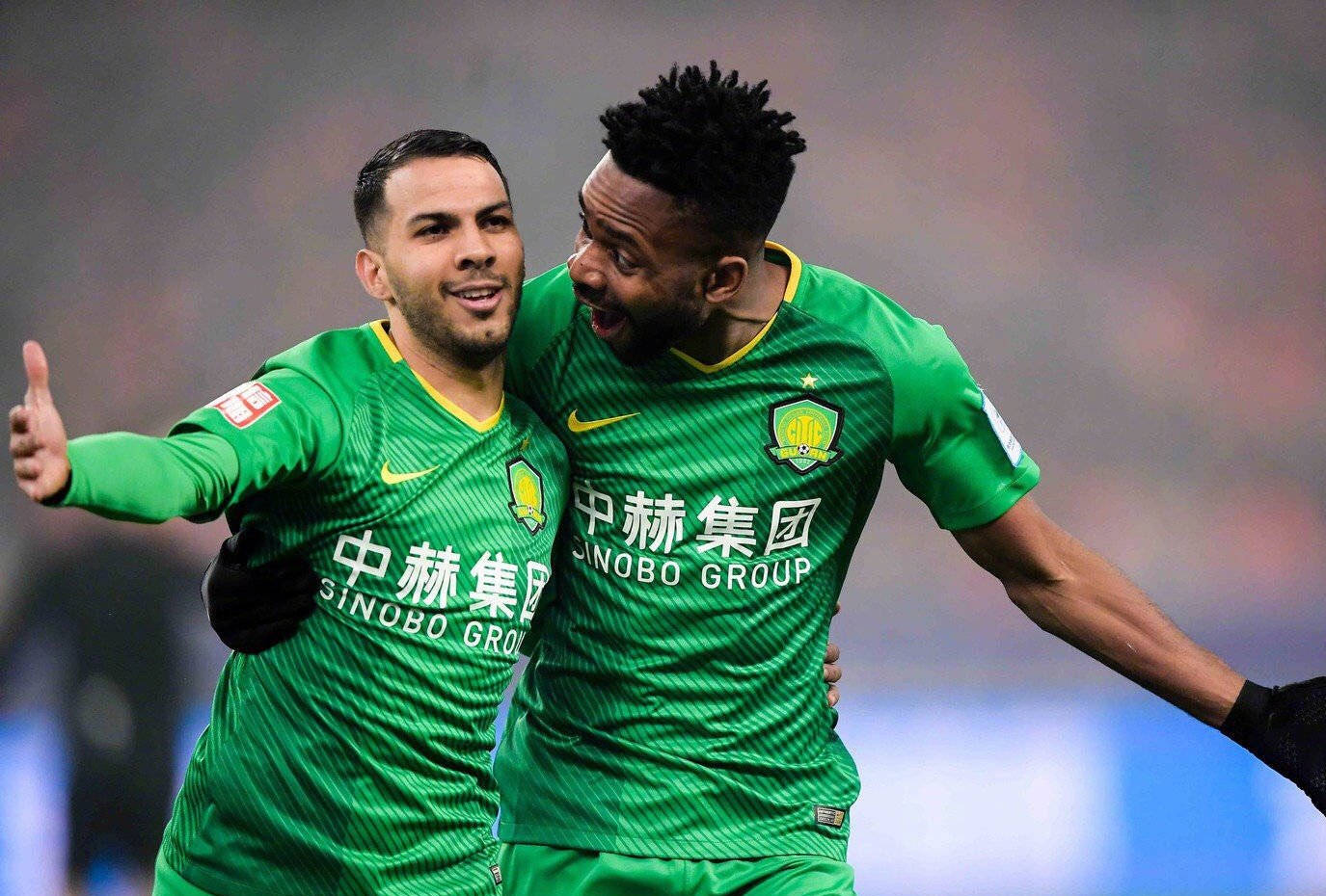 升球队的后 升球队的后